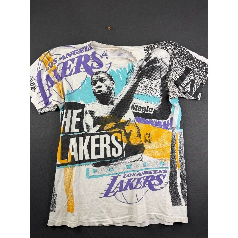Vintage 90s Magic Johnson Mens Graphic T-Shirt Los Angeles Lakers AOP Size M